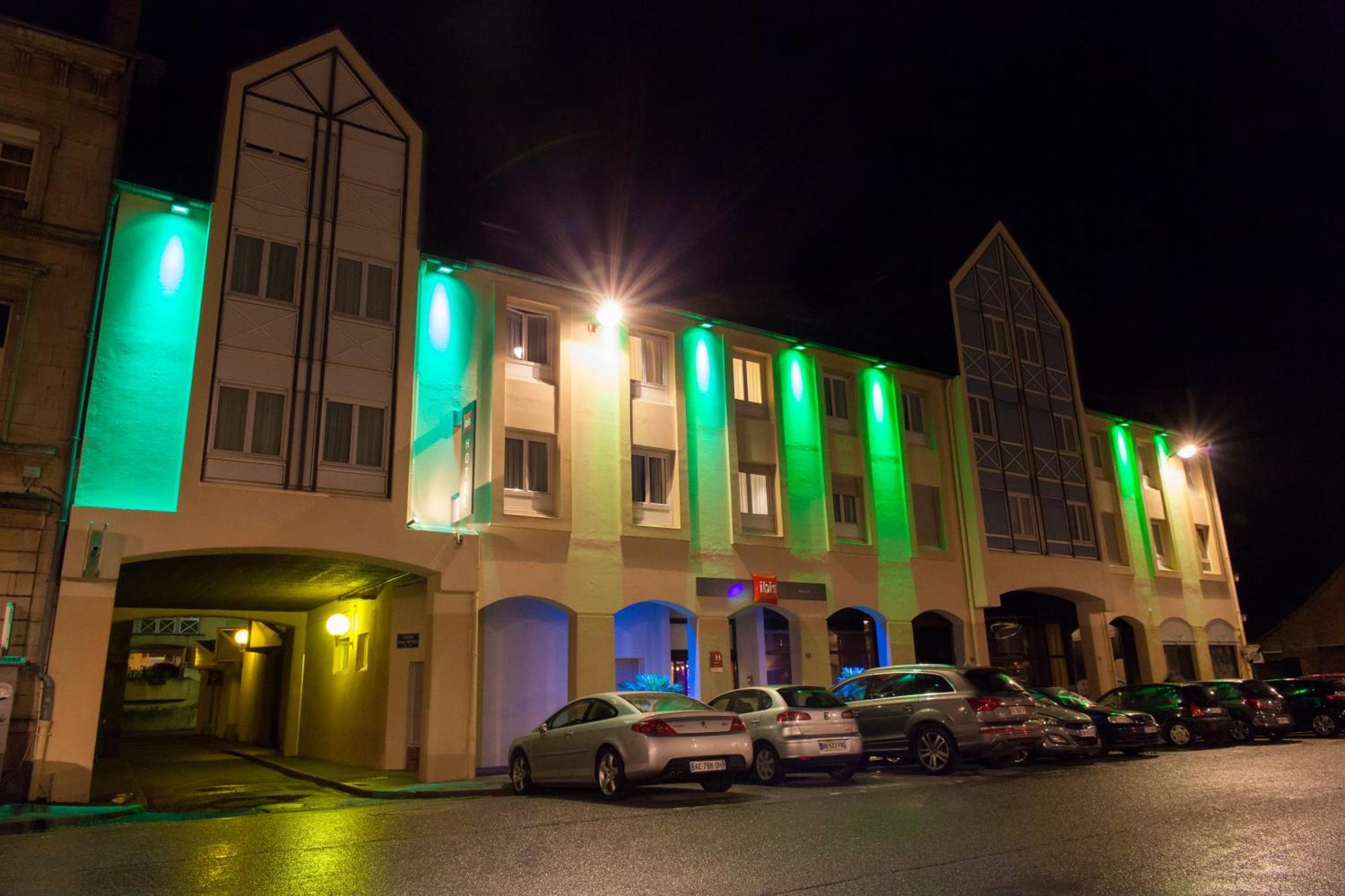 Ibis Alencon Hotel Exterior foto
